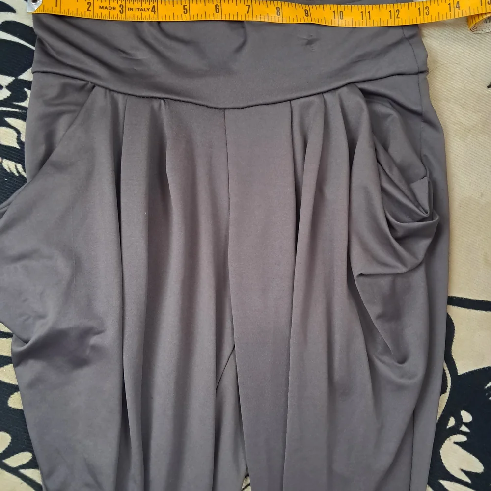 Poetry Charcoal Soft & Flowy Pants! Pockets, So Cute, EUC! - Picture 8 of 9